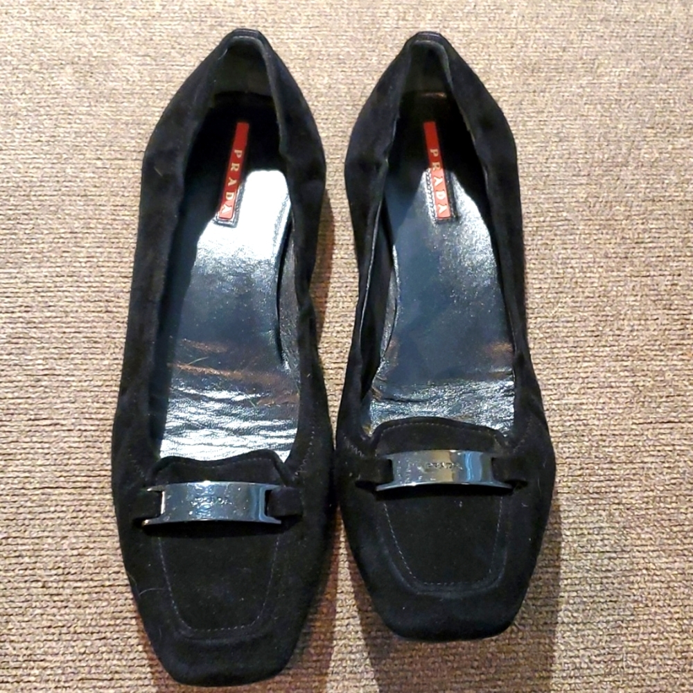 Black suede Prada flats, brand new